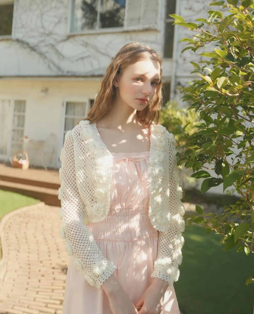 Floral crochet cardigan (ivory)