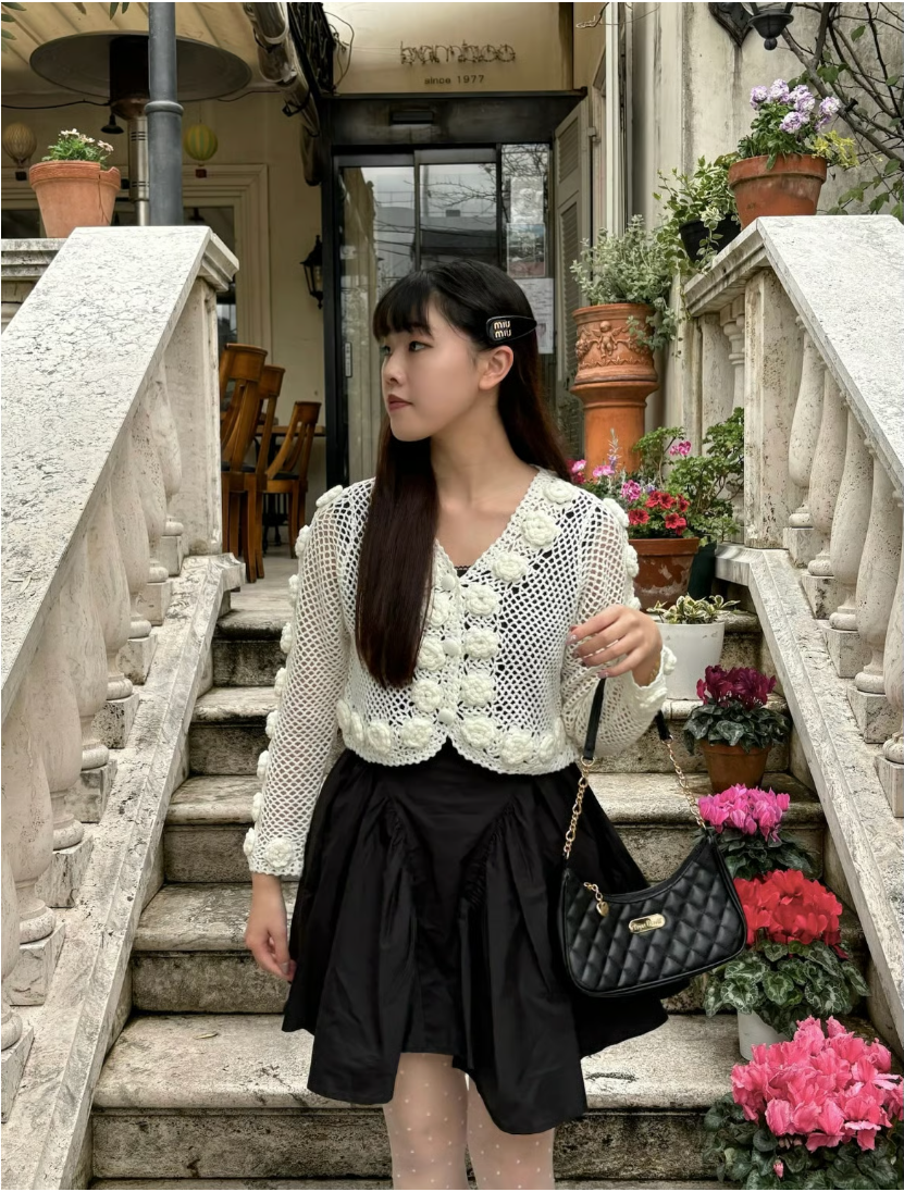 Floral crochet cardigan (ivory)