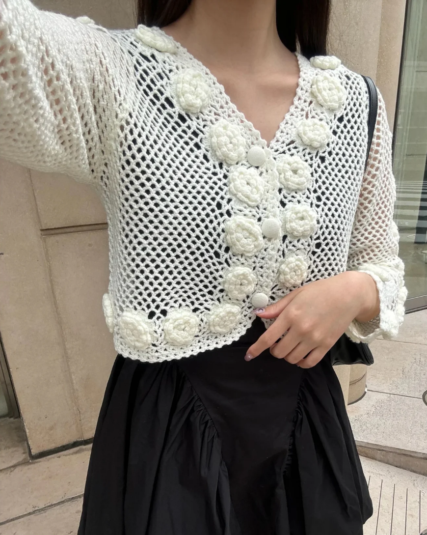 Floral crochet cardigan (ivory)