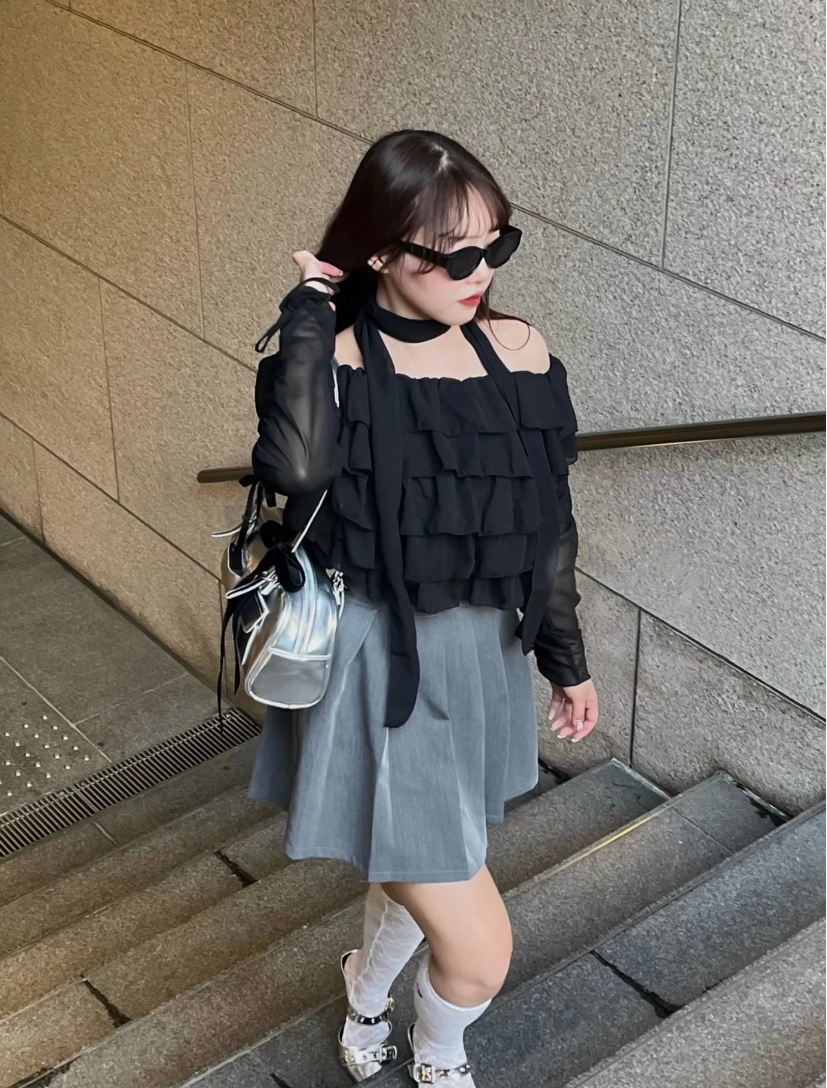 frill tie tops (black)