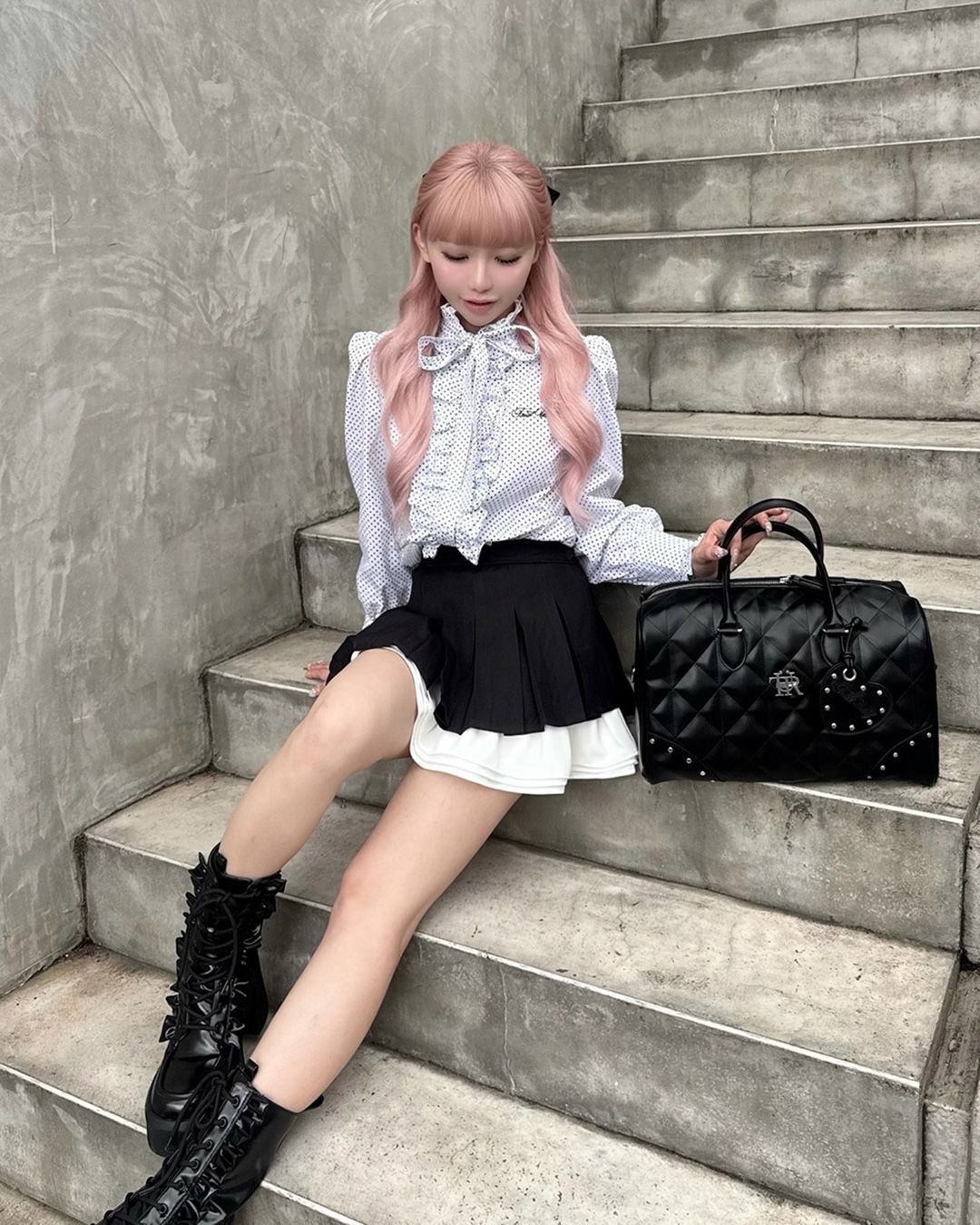 codebuy-code-media-UNA_Stand collar frill blouse_2-1787216895107.jpeg